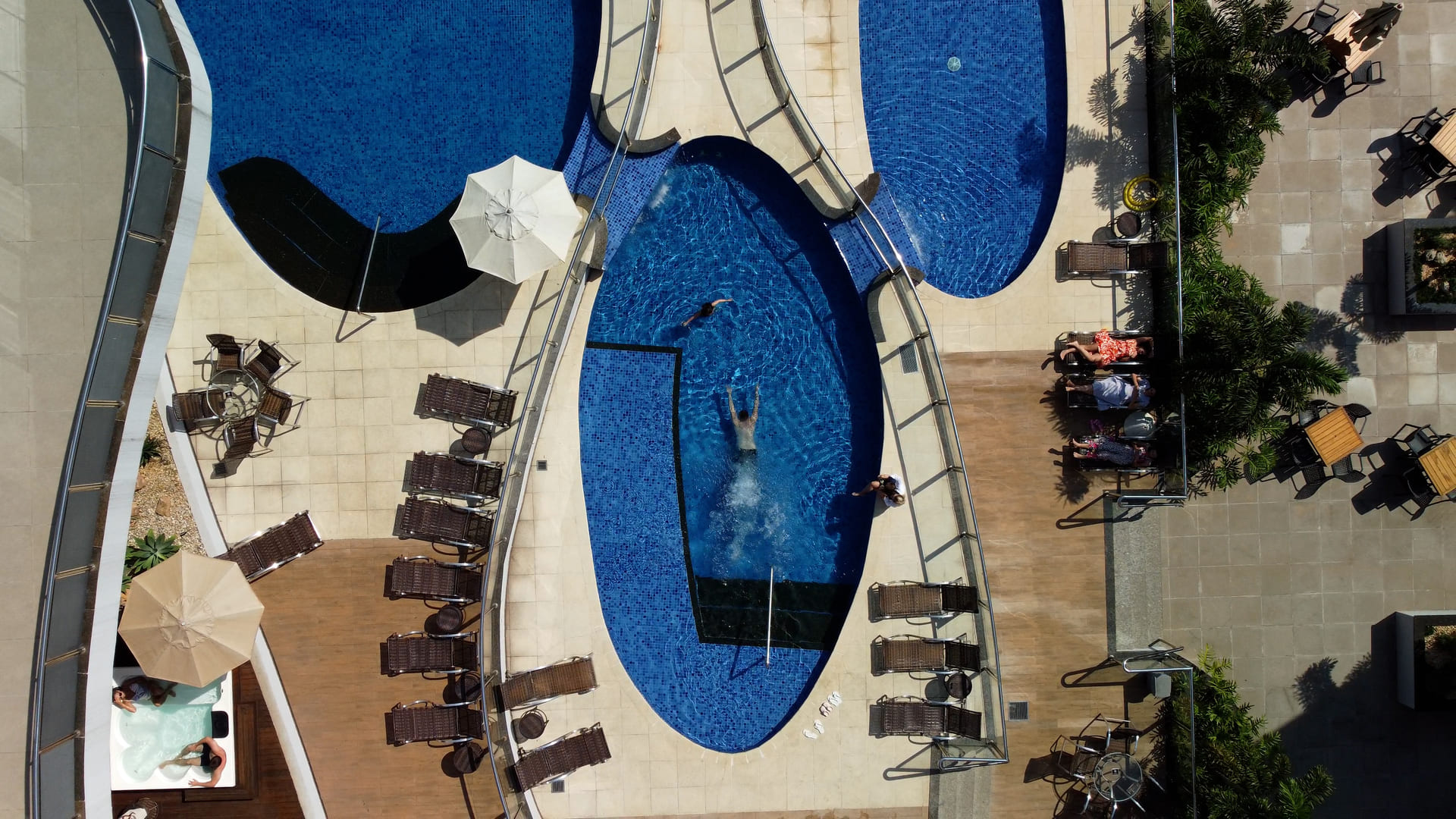 foz-plaza-hotel_piscina (4)