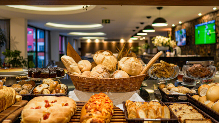 restaurante_cafe-da-manha_foz-plaza-hotel_foz-do-iguacu (1)